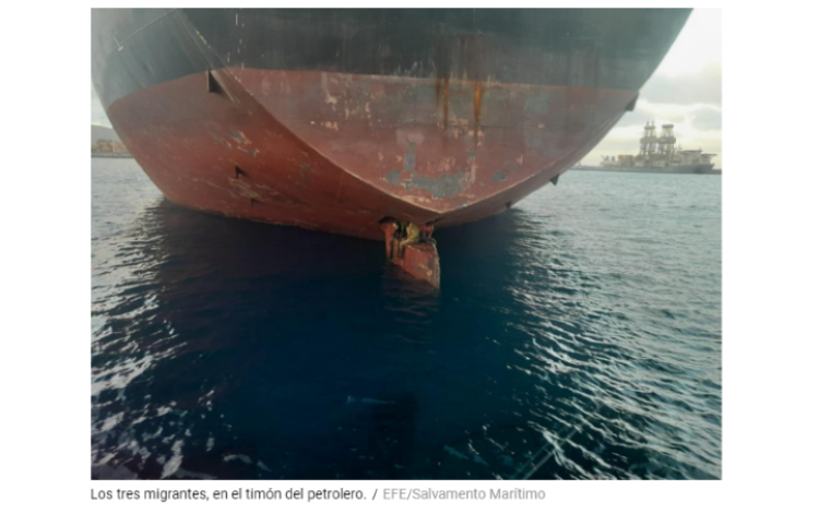 Salvamento Marítimo rescata a tres polizones en Las Palmas que viajaron 11 días en el timón de un petrolero