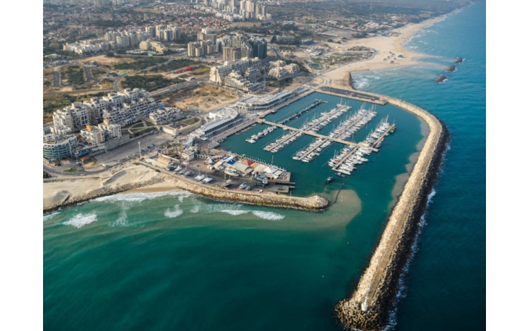 Israel: Puerto Ascalón y su terminal petrolera cierran sus operaciones ante nuevo conflicto bélico