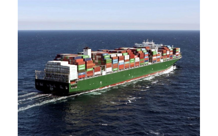 Greek and Chinese shipping companies own 34% of the cargo capacity of the world fleet